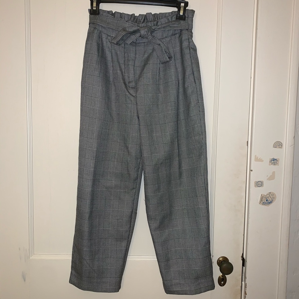 Forever 21 Paperbag Waist Tapered Pants